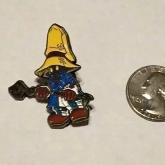 Square Enix Final Fantasy Tactics Black Mage Enamel Pin - Picture 3 of 4